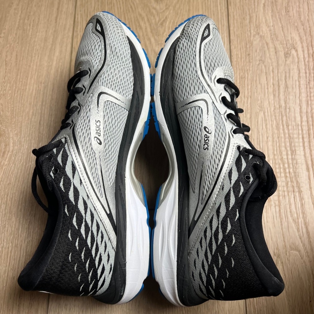Asics Gel-Cumulus 19 Mens Running Shoes Silver Black Blue.
Mens Size 11 - Picture 5 of 11